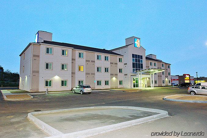 Motel 6-Estevan, Sk Exterior foto